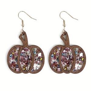 Handmade sparkling pumpkin earrings | fall | autumn | Halloween | Thanksgiving